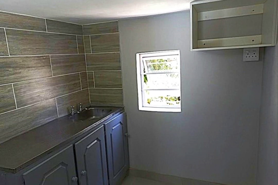 4 Bedroom Property for Sale in Nahoon Valley Park Eastern Cape